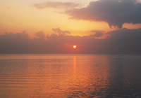 与那覇湾の夕日