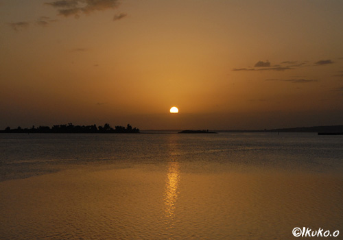 与那覇湾の夕陽